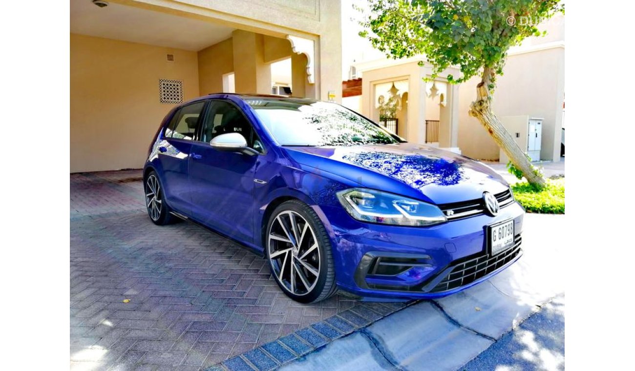 Volkswagen Golf R. Fully Loaded. Warranty and Service Contract.