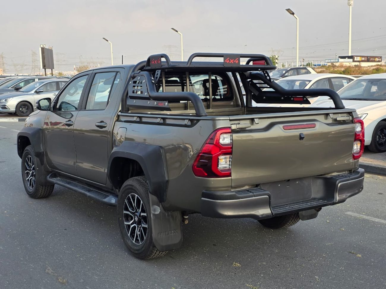 Toyota Hilux Face Lifted to 2024 model diesel 2.8 liter right hand drive automatic only for export available