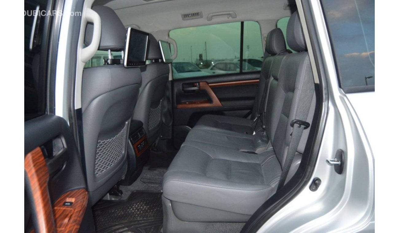 Toyota Land Cruiser VXR Diesel Right Hand Drive Full option Clean Car face change