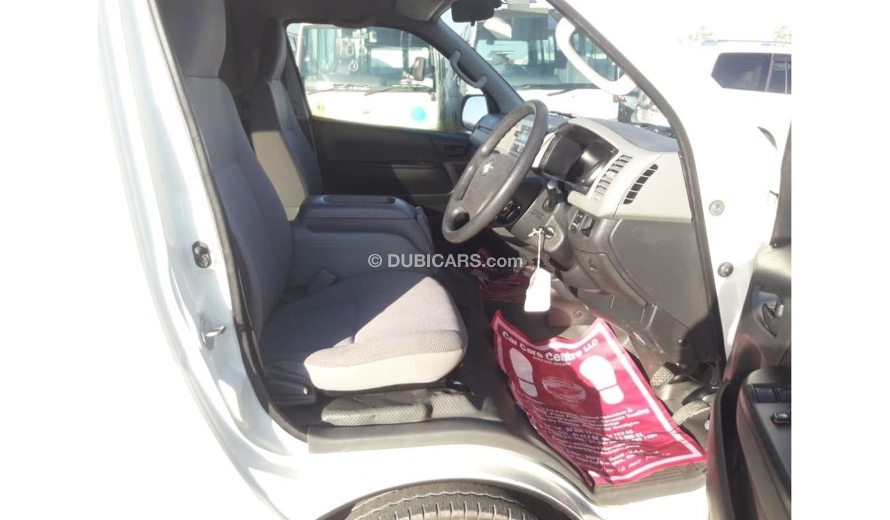 Toyota Hiace Hiace Commuter RIGHT HAND DRIVE (Stock no PM 265 )