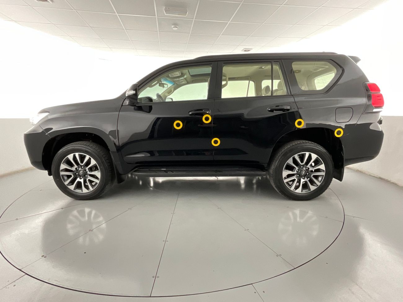 تويوتا برادو GXR | سنة ضمان مجانية | 0 دفعة أولى | سياسة الإعادة بعد 7 أيام