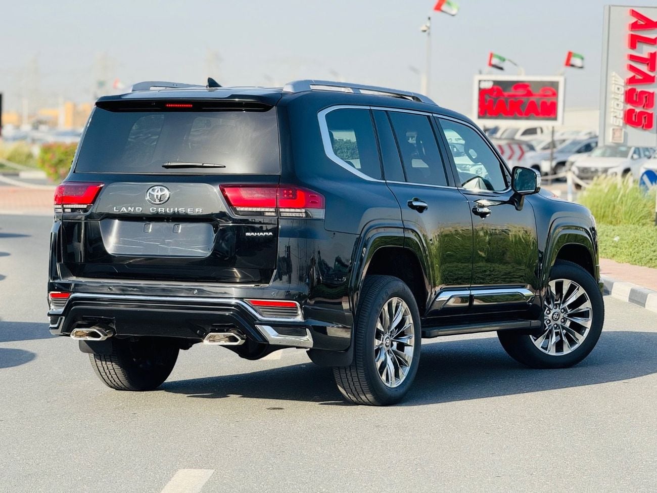 Toyota Land Cruiser LC300 sahara top of the range Black with Black interior