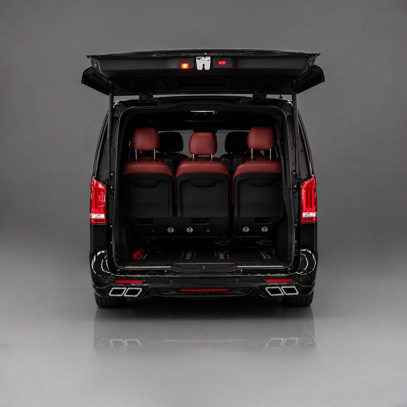 Mercedes Benz V 250 AVANTGARDE LWB AED 2,682 P.M • 0% Downpayment • Mercedes-Benz V 250 VIP Design • 1 Year Warranty