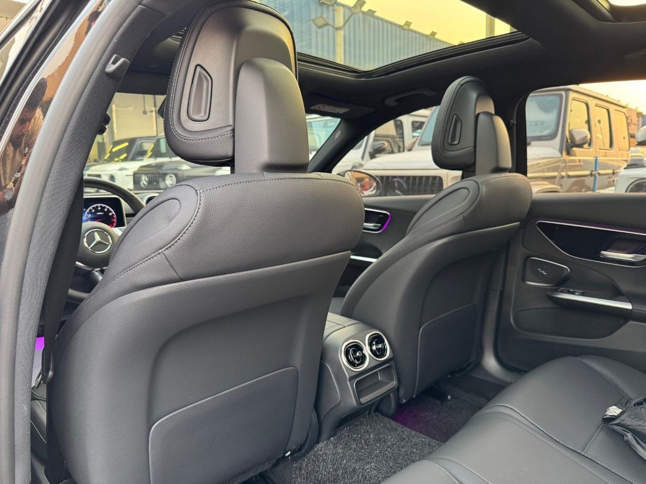 Mercedes-Benz C 200 Premium 2.0L