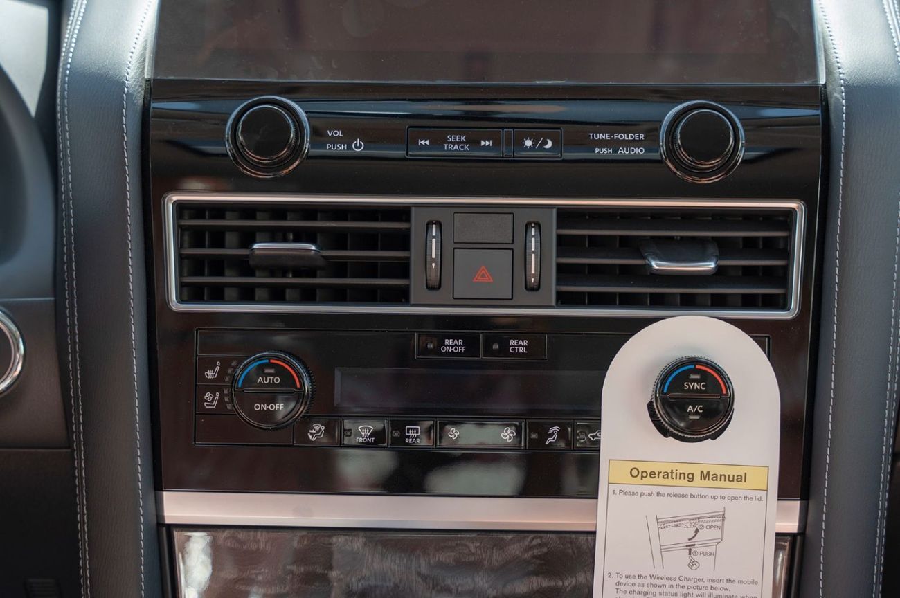 نيسان باترول LE T3 5.6L 2024 Nissan Patrol LE V8 5.6L petrol - Black -orange