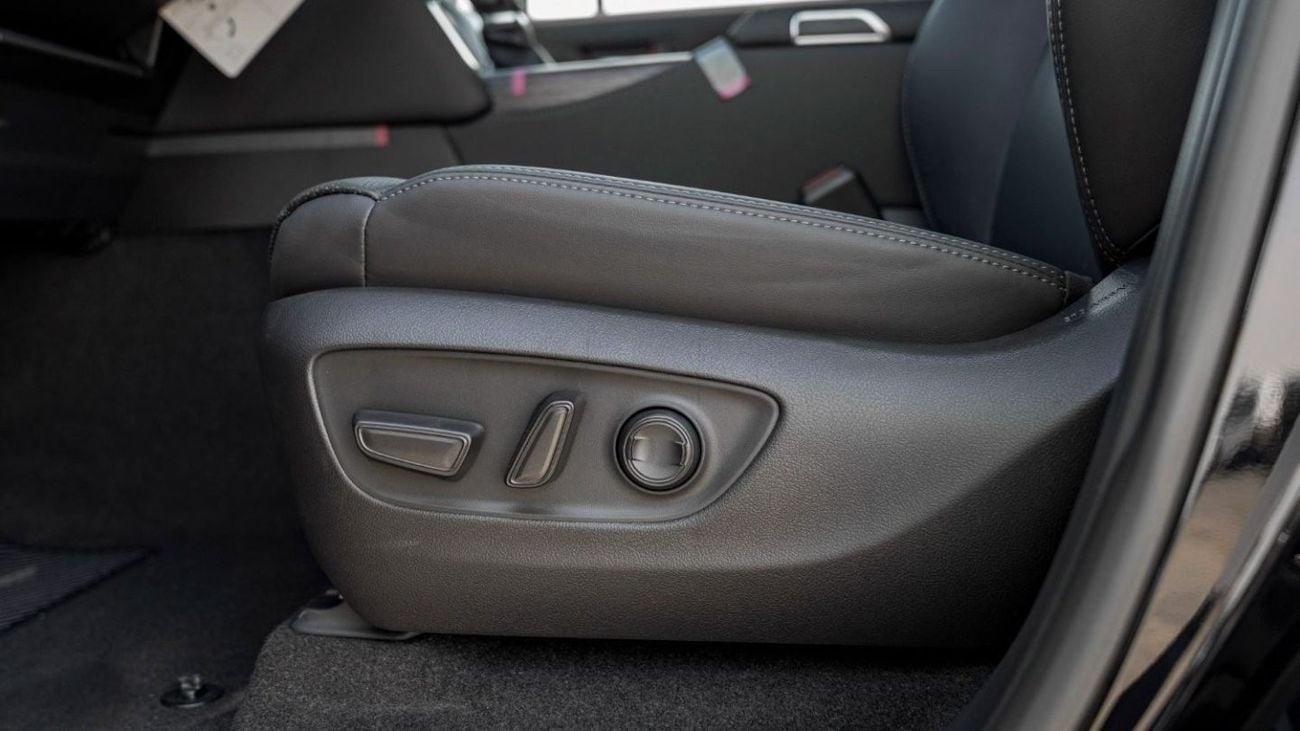 Toyota Land Cruiser Toyota land cruiser VXR 3.5L Petrol Full Option 2025