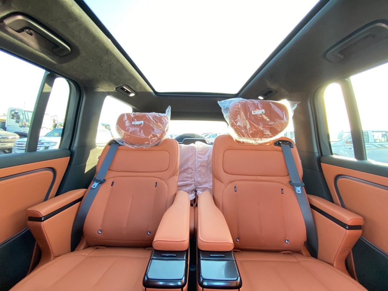 ROX Adamas VIP 6 Seat Black Edition  Only For Export