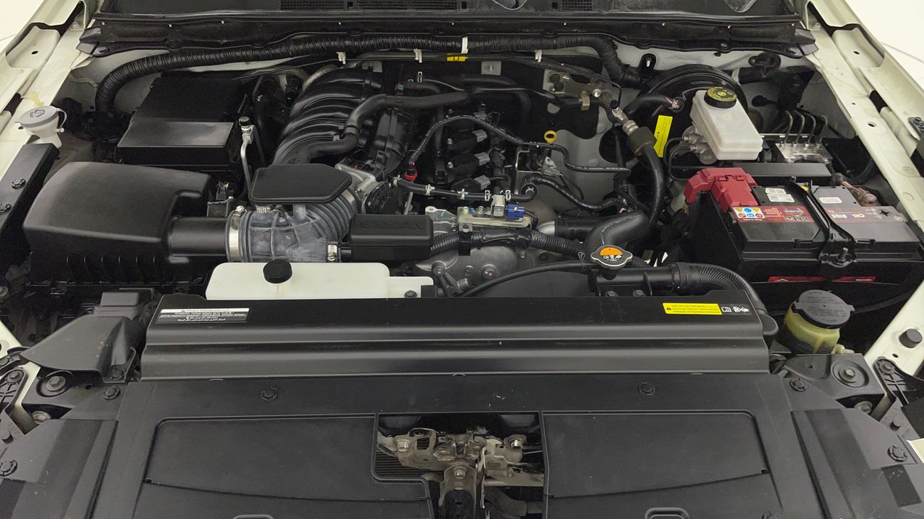 نيسان إكستيرا PLATINUM 2.5 | بدون دفعة مقدمة | اختبار القيادة في المنزل