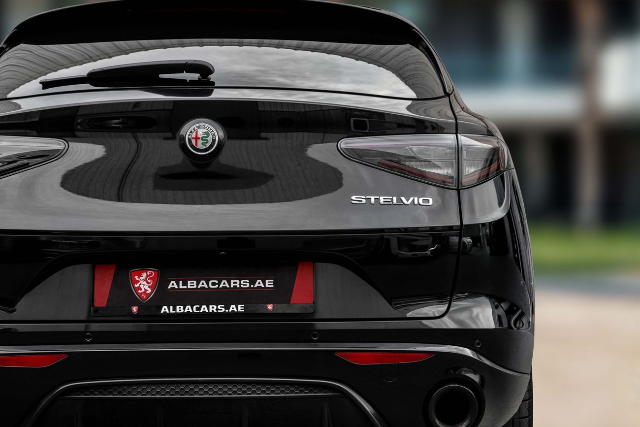 ألفا روميو ستيلفيو Q4 VELOCE | 3,232 P.M | 0% Downpayment | VELOCE Q4 ALFA WARRANTY! | AMAZING CONDITION! | Ramadan Off