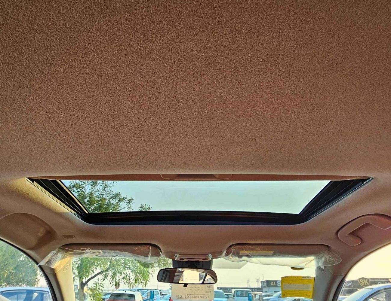 تويوتا ليفين GR SPORTS HYBRID / 1.8L V4 / 360*CAMERA / LEATHER SEATS / SUNROOF (CODE # TLHGR)