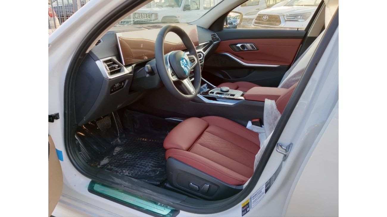 BMW i3 i3   35L / SEDAN / RWD / 0 KM Electric Car White color