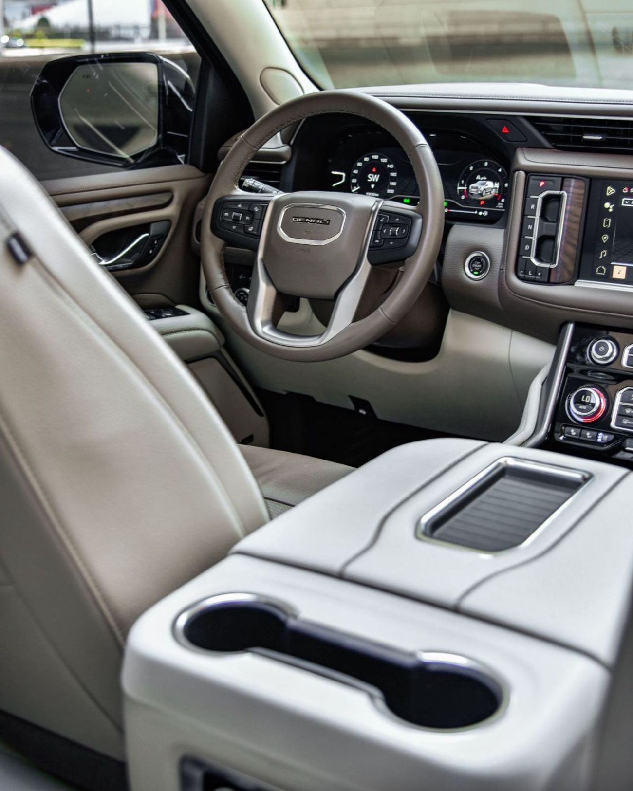 جي أم سي يوكون 6.2 V8 Denali (AWD)