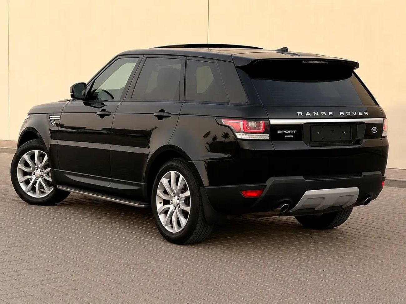لاند روفر رينج روفر سبورت HSE Pristine HSE | GCC Specs | Low Mileage