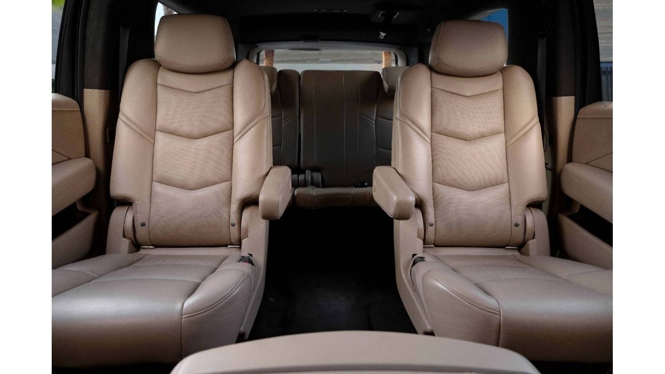 Cadillac Escalade ESV PLATINUM | 3,447 P.M  | 0% Downpayment | Under Warranty!