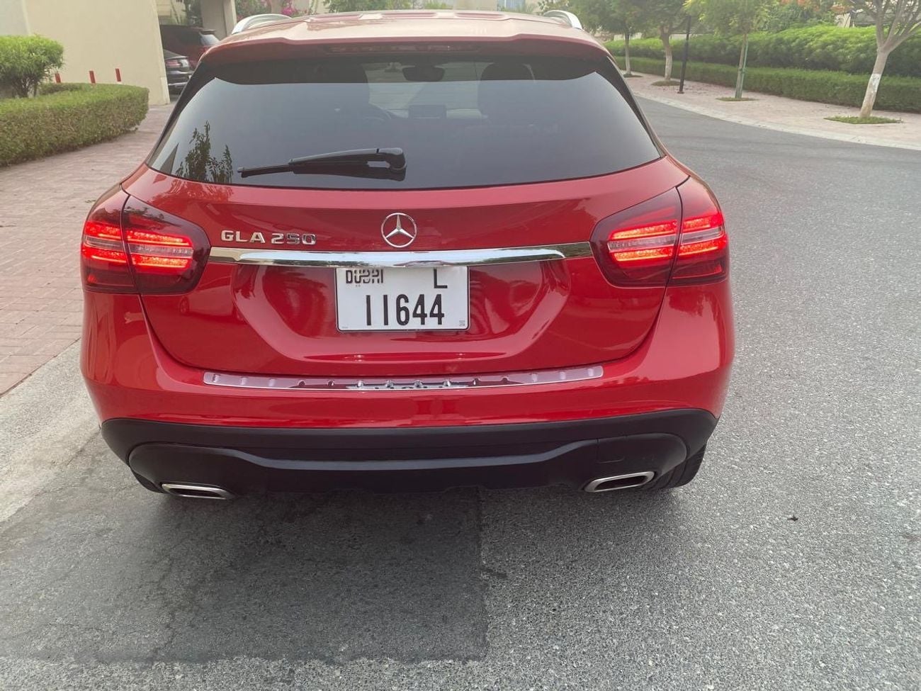 Mercedes Benz GLA250 STD