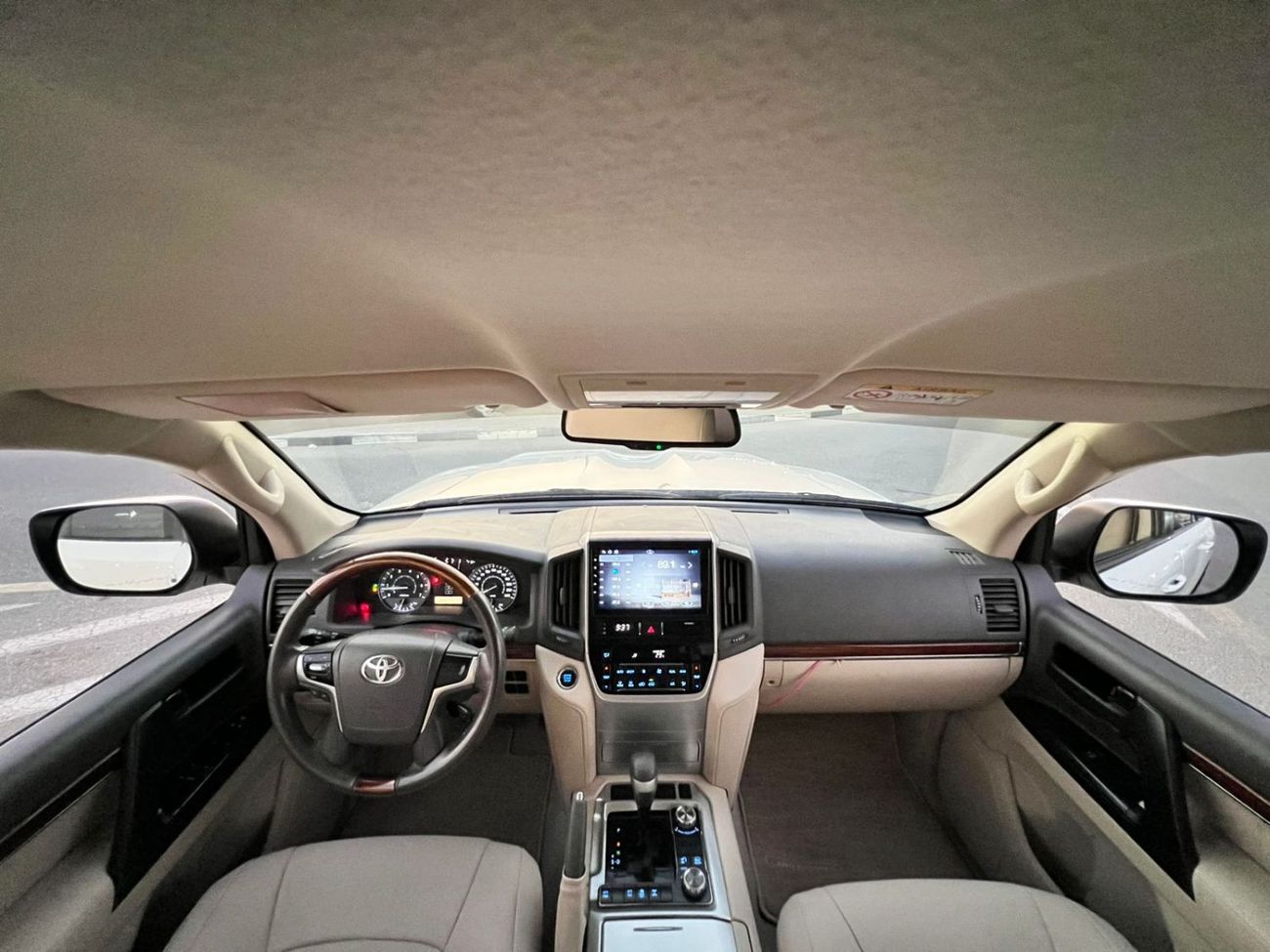 تويوتا لاند كروزر 2018 Toyota Land Cruiser EXR – GCC Specs – Single Owner – No Accident.