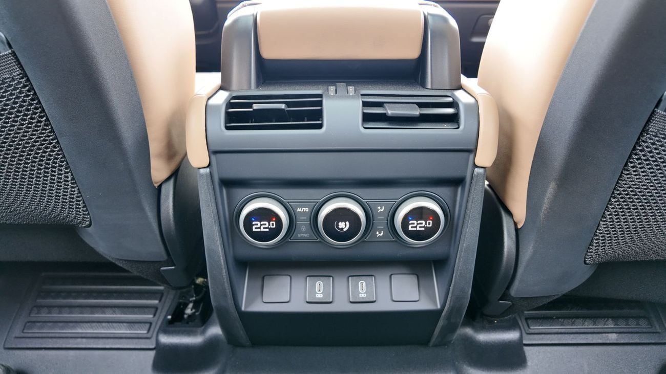 لاند روفر ديفندر LAND ROVER DEFENDER 110 P400 X-DYNAMIC 2026 WARRANTY 5 YEARS