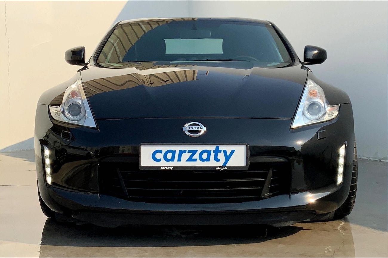 نيسان 370Z Standard
