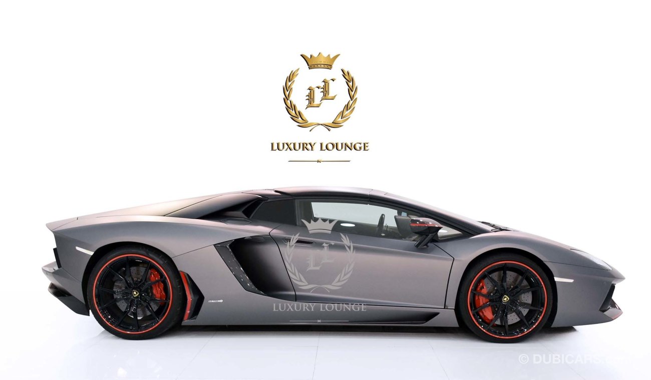 Lamborghini Aventador LP 700-4,GCC SPECS