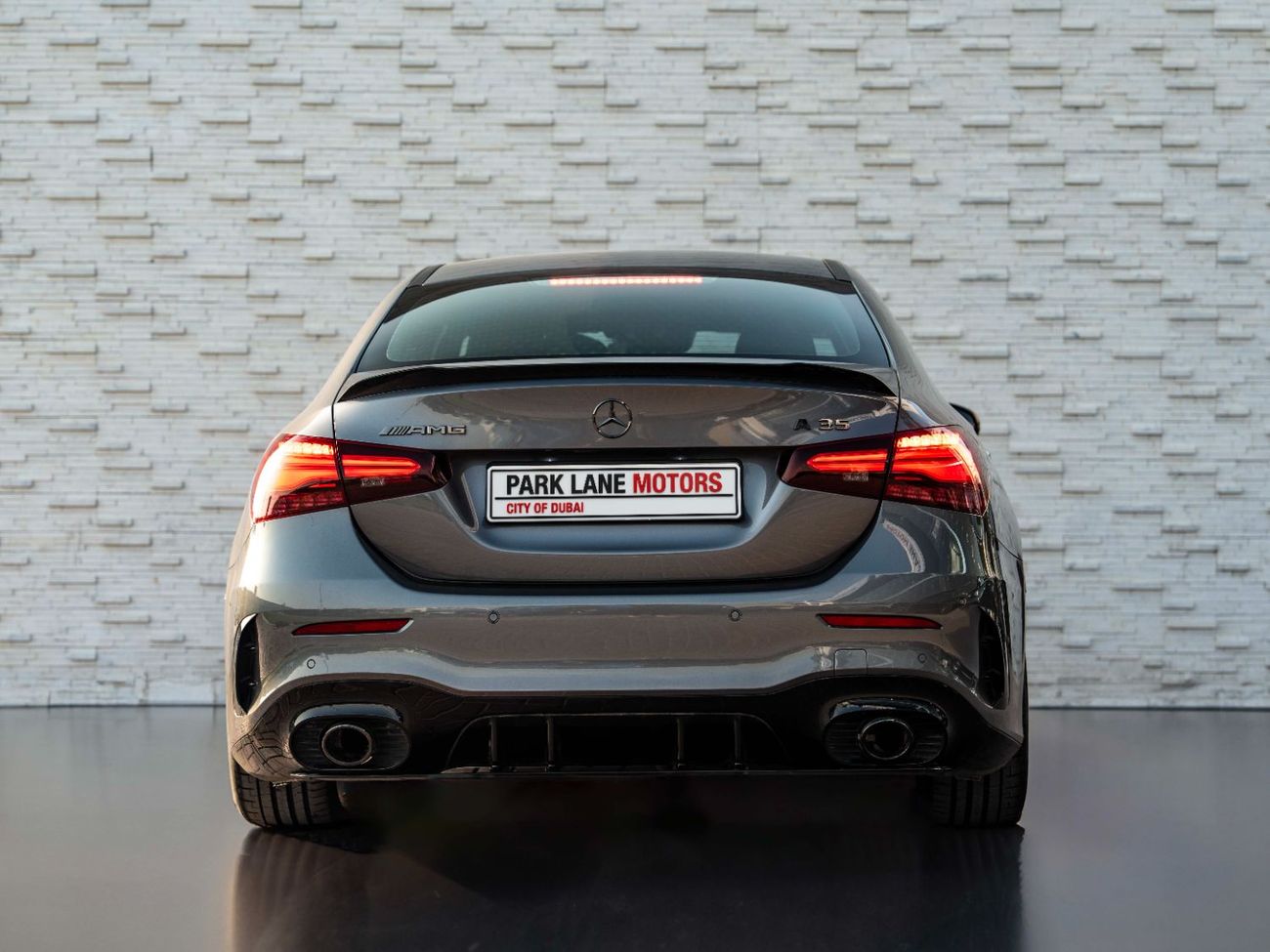 مرسيدس بنز A 35 AMG Std 2.0L