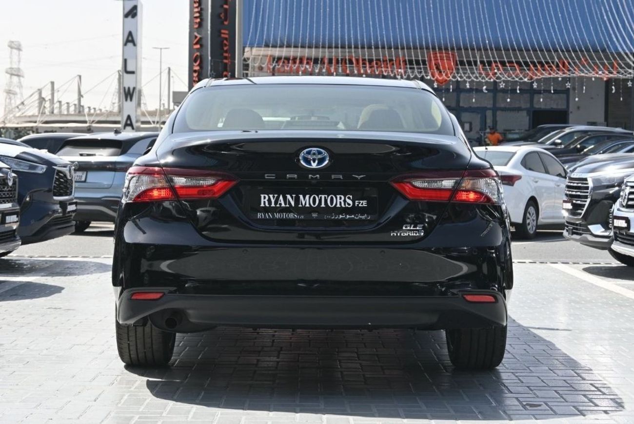 تويوتا كامري Toyota Camry GLE 2.5L Hybrid, Sedan, FWD, 4Doors , Model 2024, Color Black