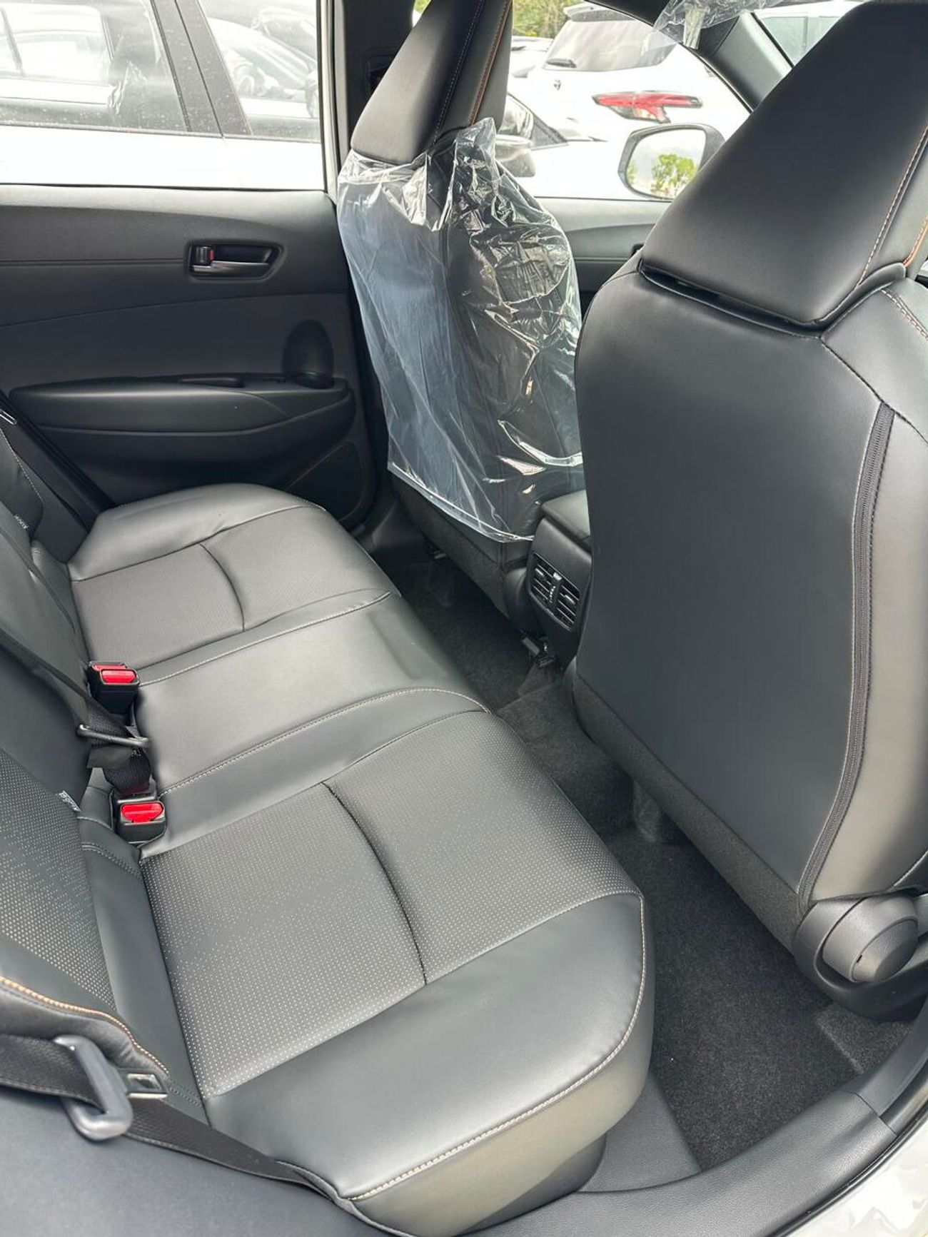 تويوتا كورولا كروس Corolla Cross20262.0L Intelligent Electric Elite Edition 2026 New Shape HYBRID