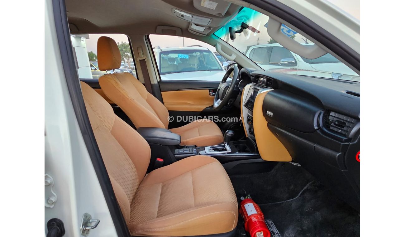 Toyota Fortuner EXR / V4 2.7L / 4WD / 1 YEAR WARANTY / INSURANCE- REGISTERATION (LOT #  8327)