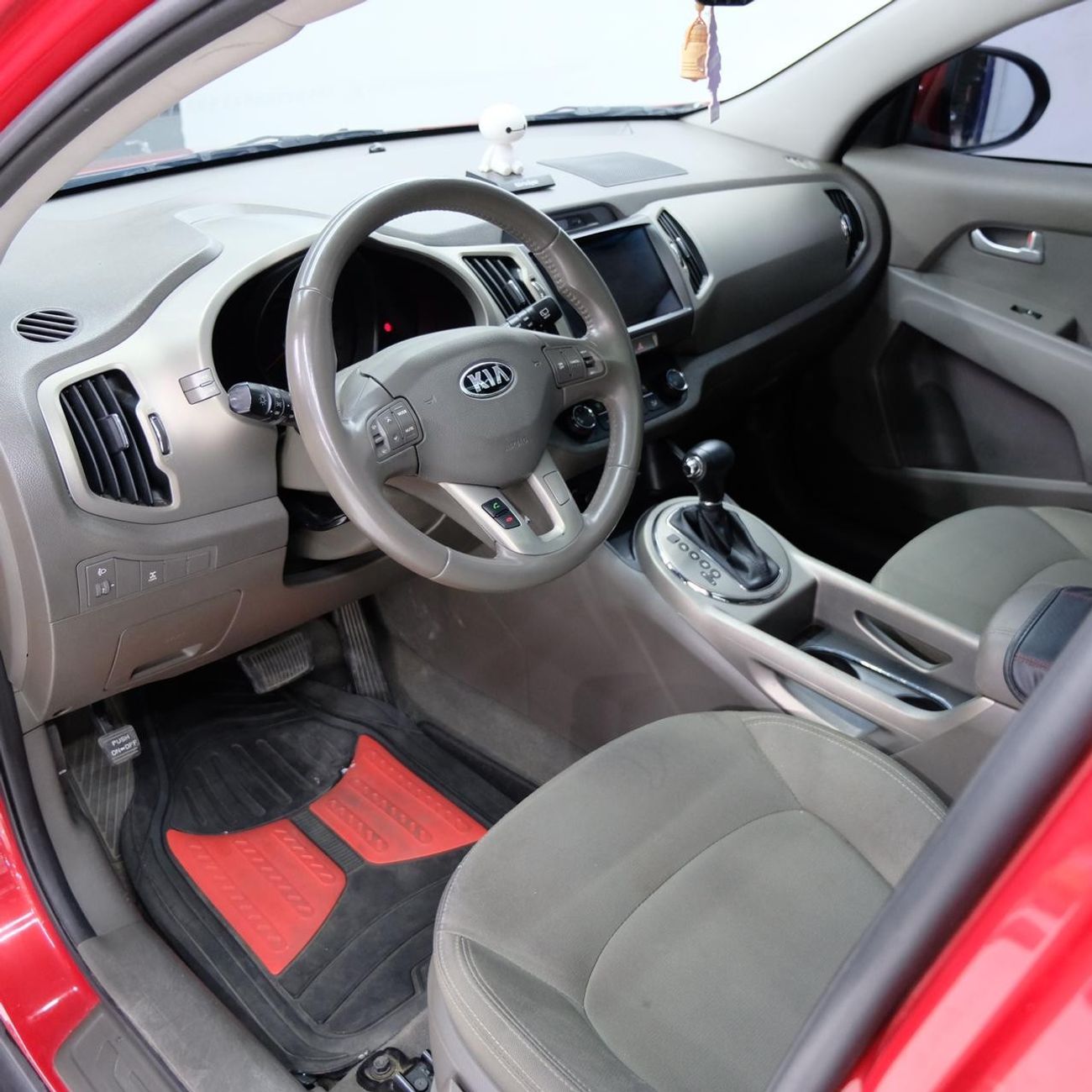 Kia Sportage EX Top KIA SPORTAGE 2015-2.4L-AWD-GCC-Car is in Excellent Condition-Partial Service from Agency-No M