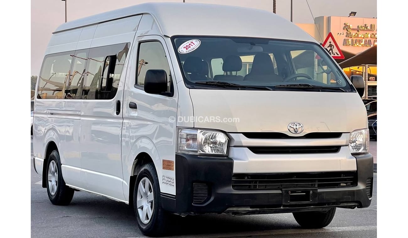 Toyota Hiace GL - High Roof LWB Toyota Hiace 2017 GCC, in excellent condition, without accidents, very clean insi