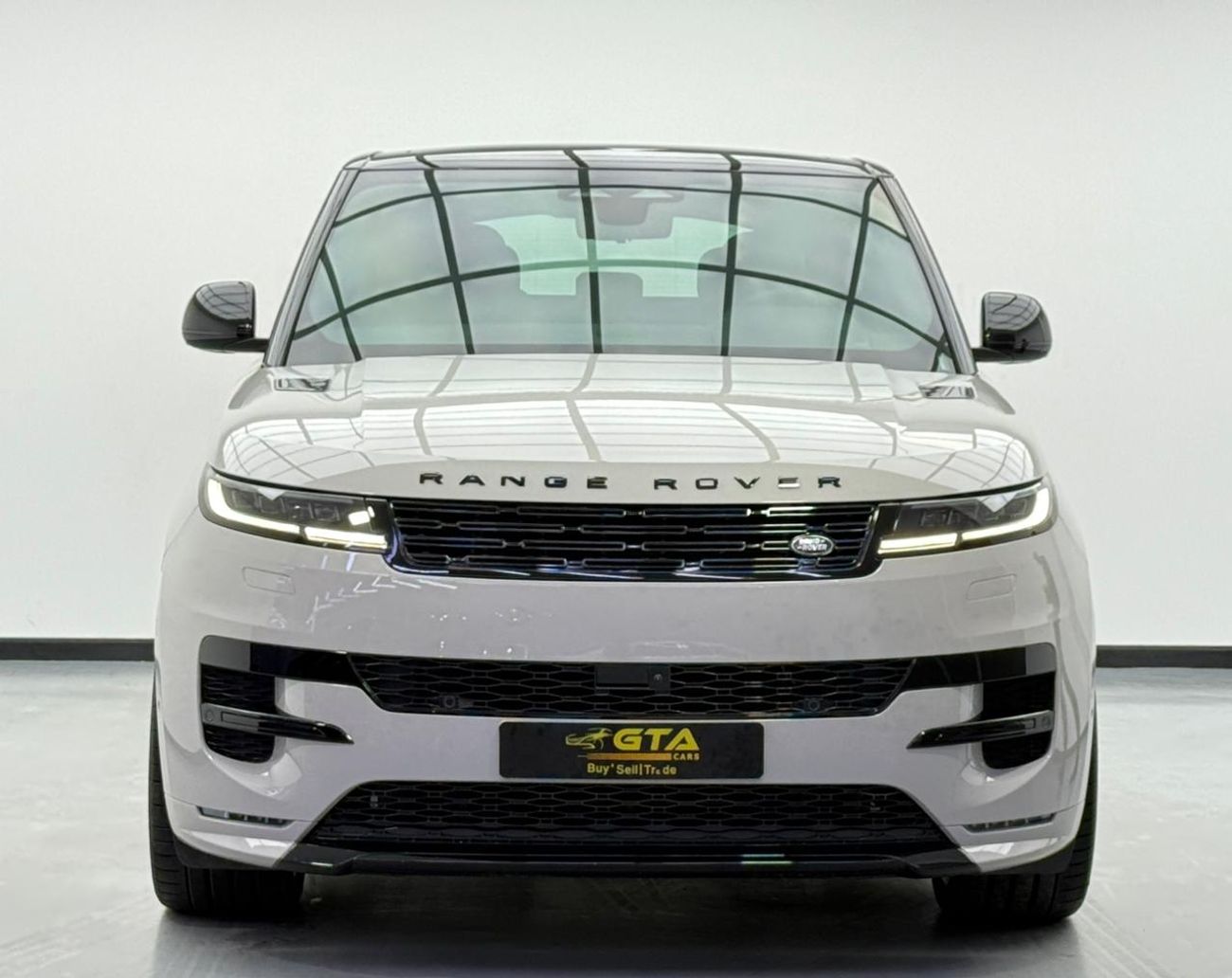 لاند روفر رينج روفر سبورت SE P360 2025 Range Rover Sport Dynamic SE ,Land Rover Warranty+ Service Contract ,Full Service Histo