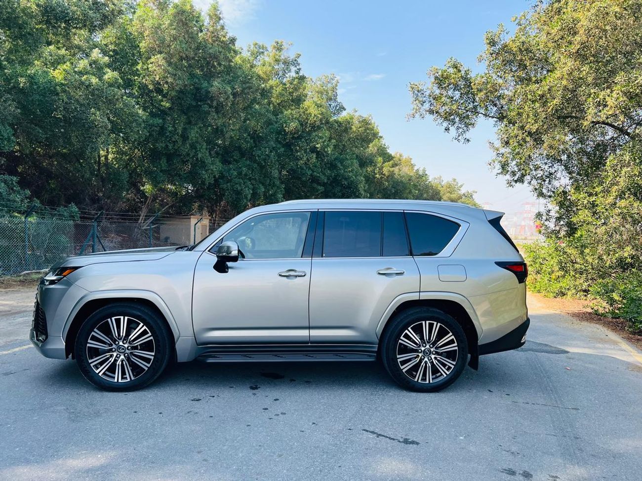 Lexus LX 600 Signature 3.5L