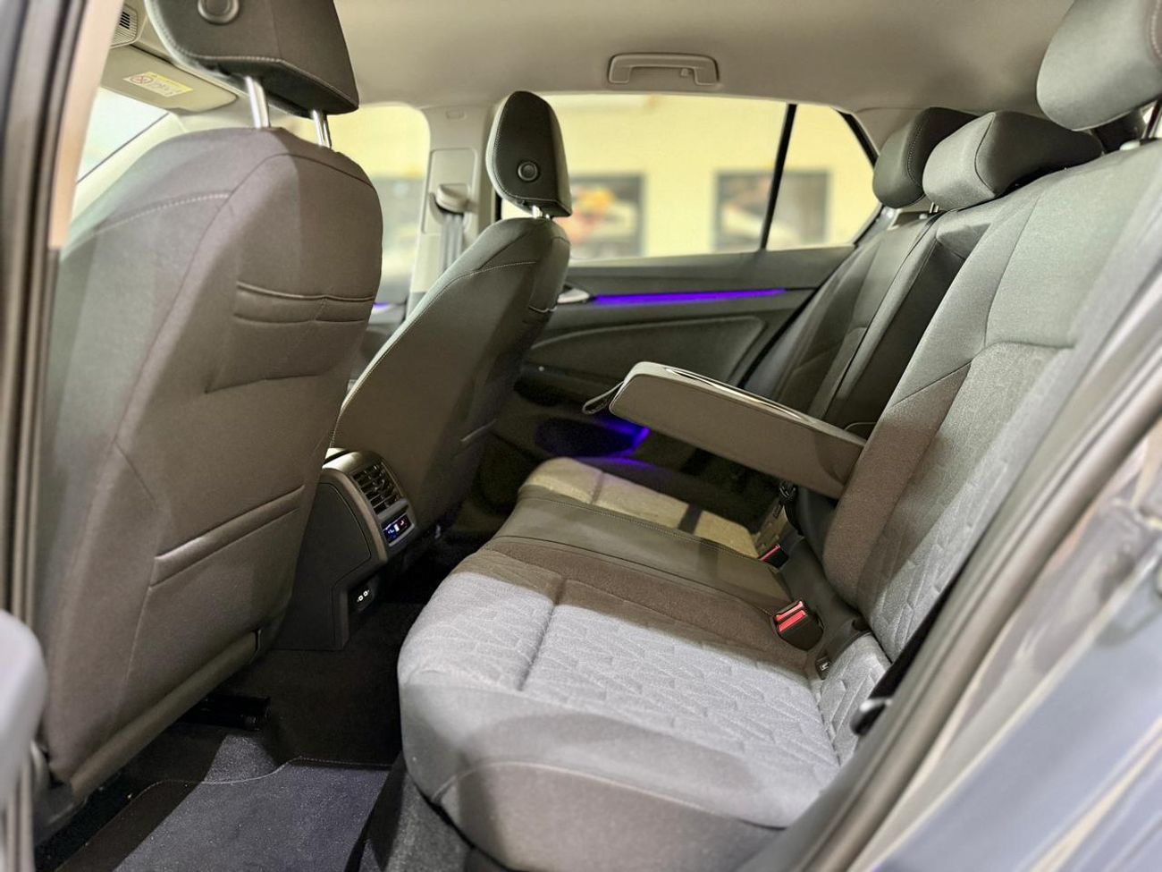 Volkswagen Golf VOLKSWAGEN GOLF ETSI II 2025 II FULL LOADED