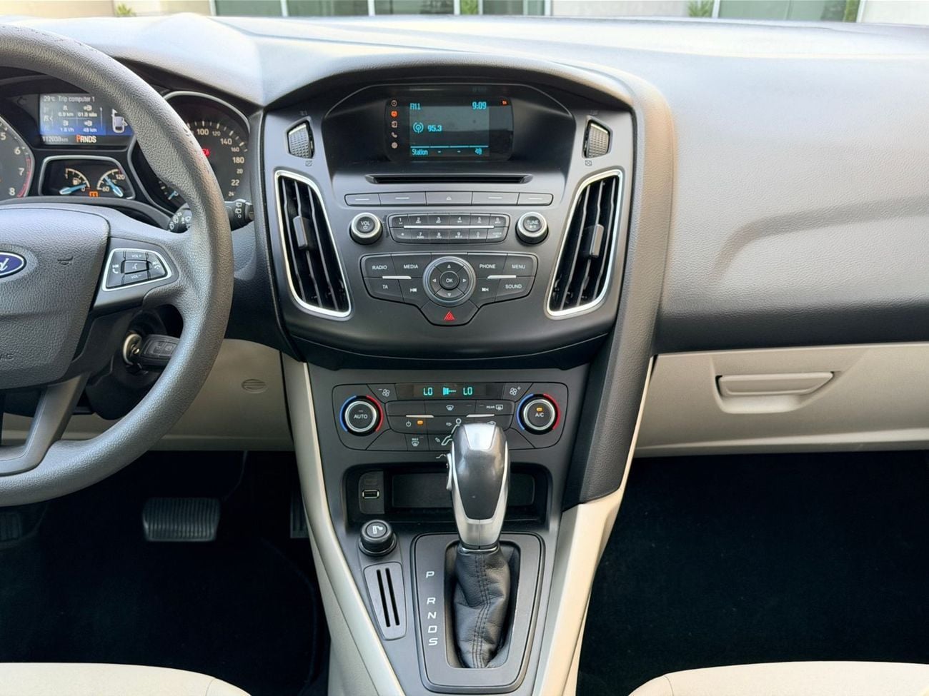 فورد فوكاس Trend 1.6L Hatchback