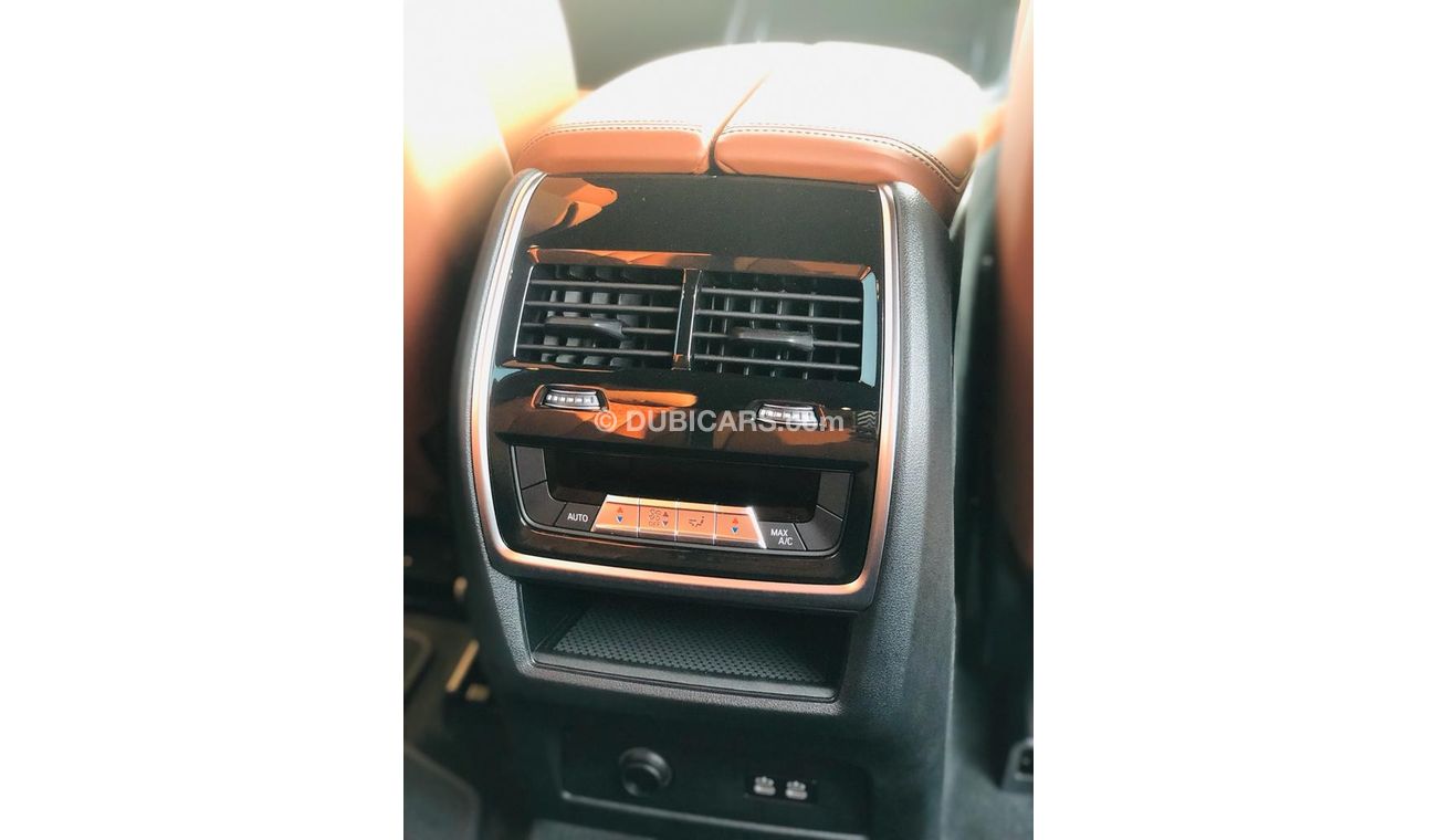 BMW X7 BMW X7 BMW X7 M60i X Drive