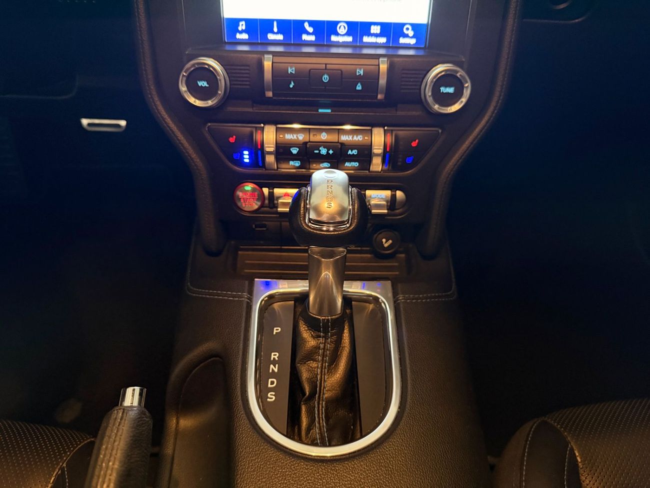 Ford Mustang GT Premium 5.0L V8