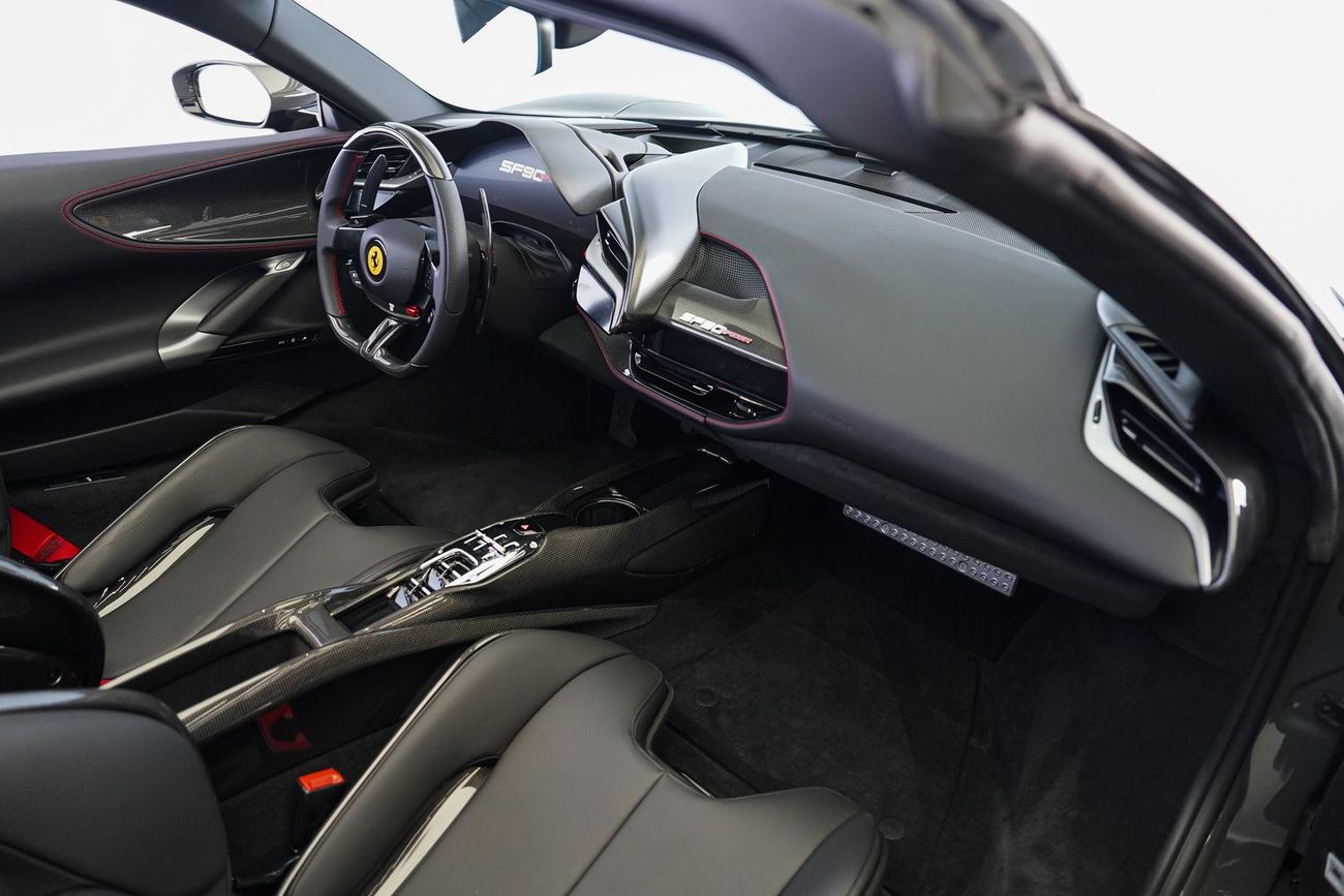 Ferrari SF90 Spider ASSETTO FIORANO