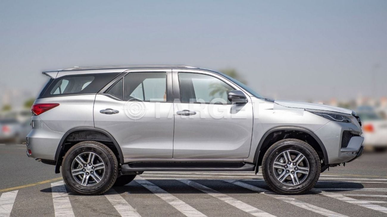 تويوتا فورتونر FORTUNER 2.7L 4WD