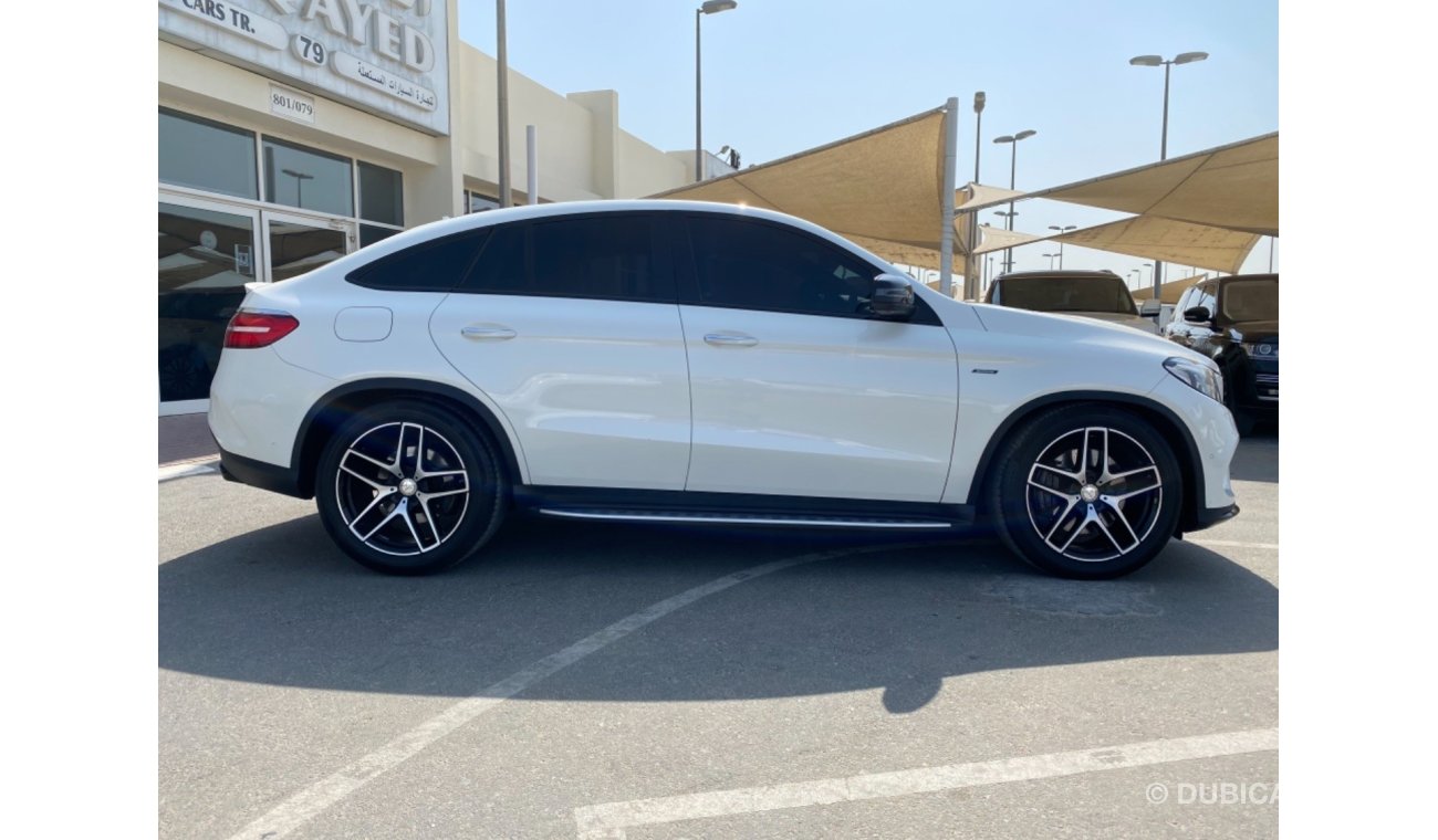 مرسيدس بنز GLE 450 AMG مرسيدس بنز جي ال اي 450 اي ام جي