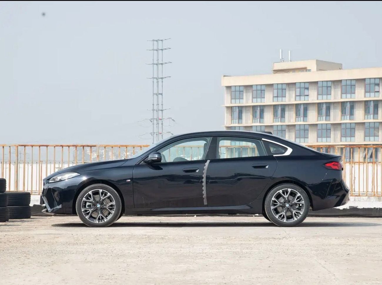 BMW 225L BMW 225L / 0km / black / chinese