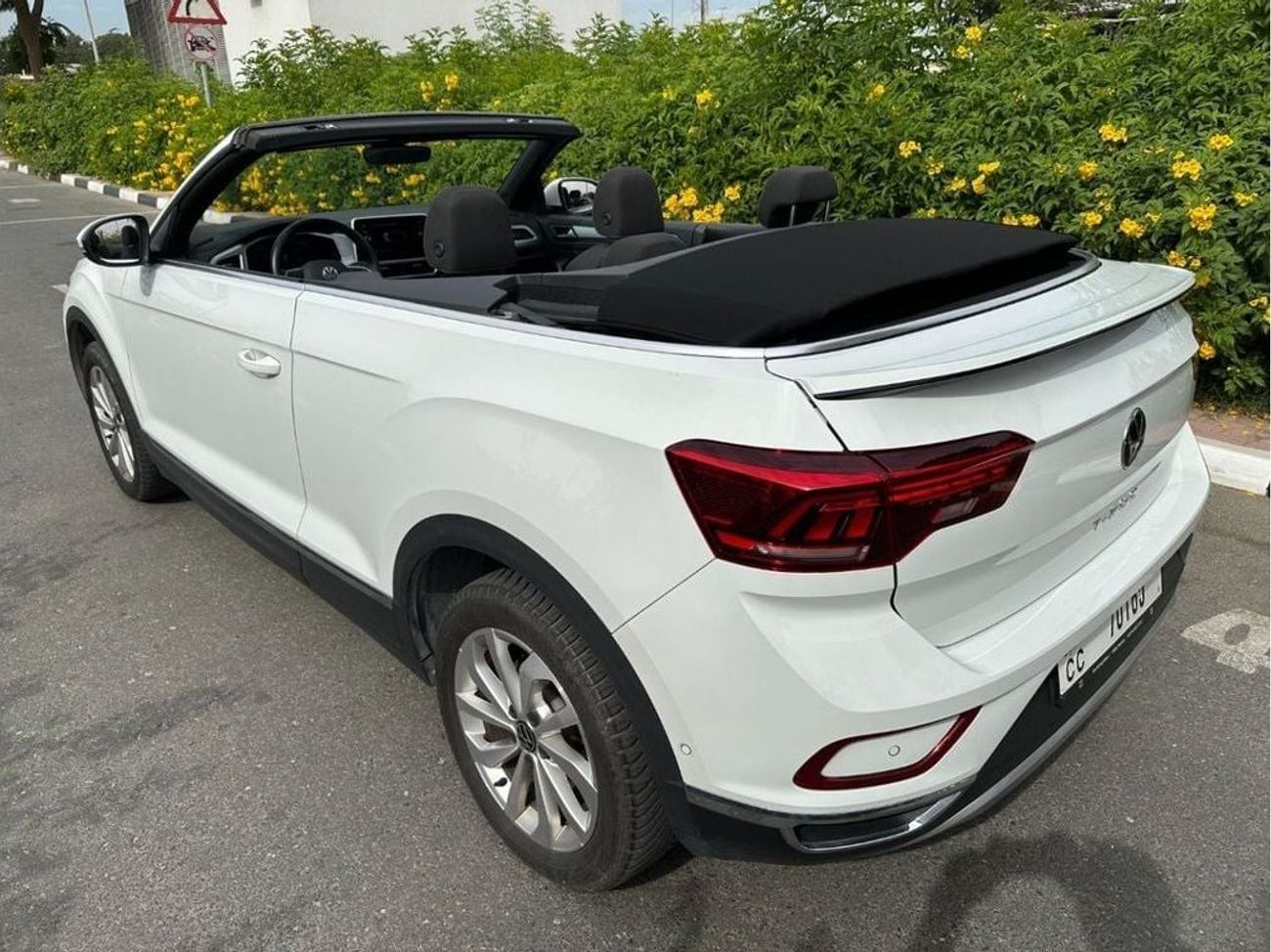 Volkswagen T ROC CABRIOLET car