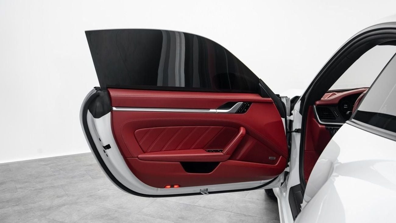 بورش 911 Turbo S - 2021 - GCC Specs - Under Warranty