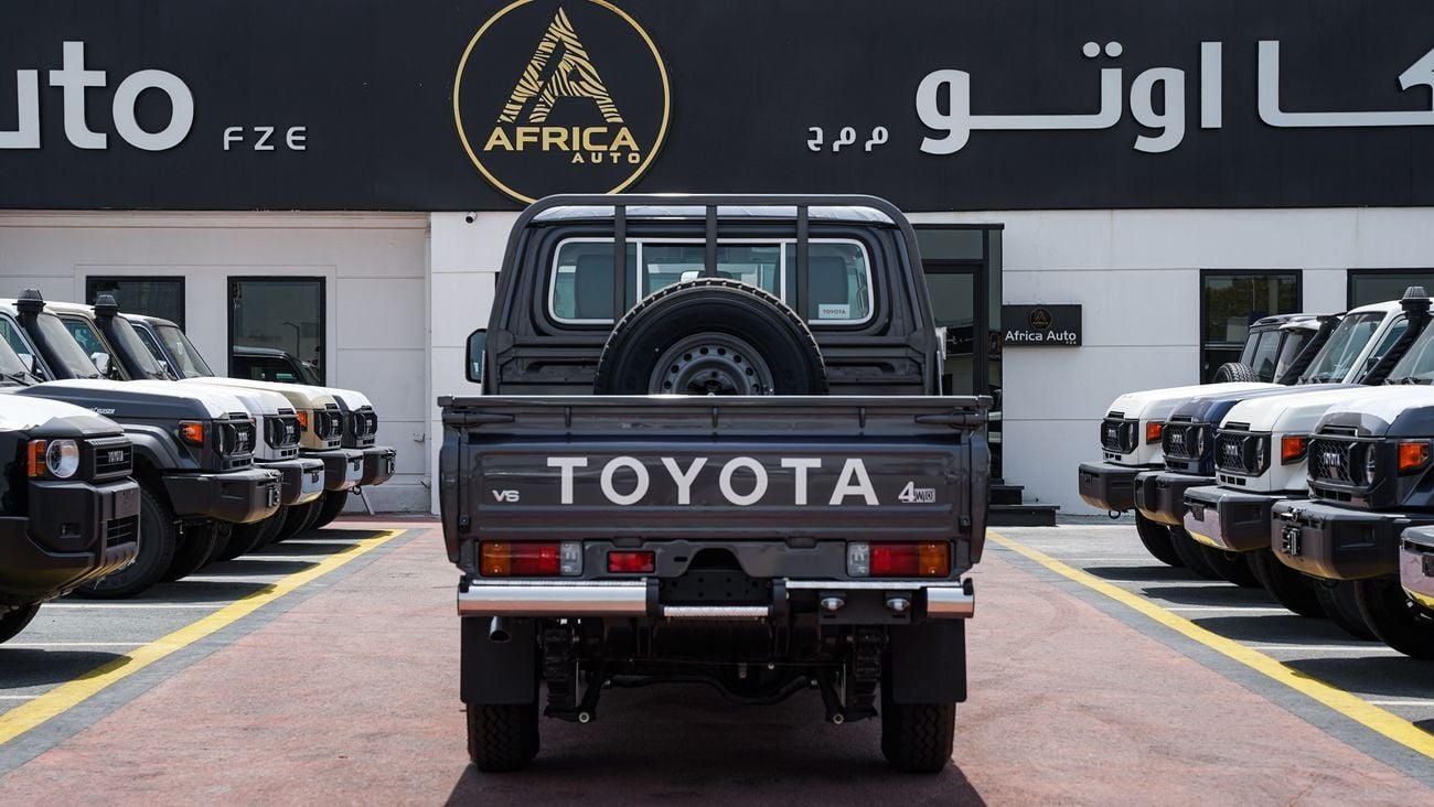 Toyota Land Cruiser Pickup 70 VXR