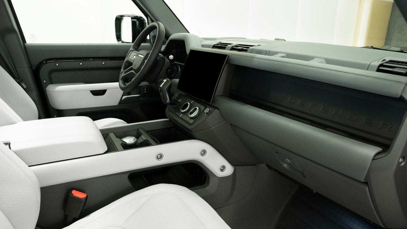 لاند روفر ديفندر 2026 | BRAND NEW (FOR EXPORT) | LAND ROVER DEFENDER - 110 X-DYNAMIC HSE | 0 KM MILEAGE | GCC SPECS