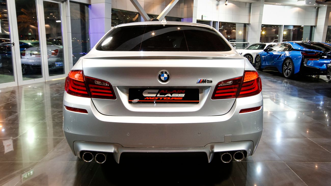 بي أم دبليو M5