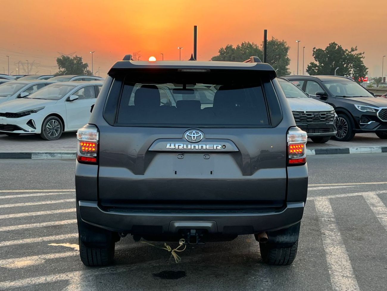 Toyota 4Runner 2015 Toyota 4Runner SR5 Premium - 4.0L V6 - 7 Leather Seats - Rear CAM - Electric Seat -