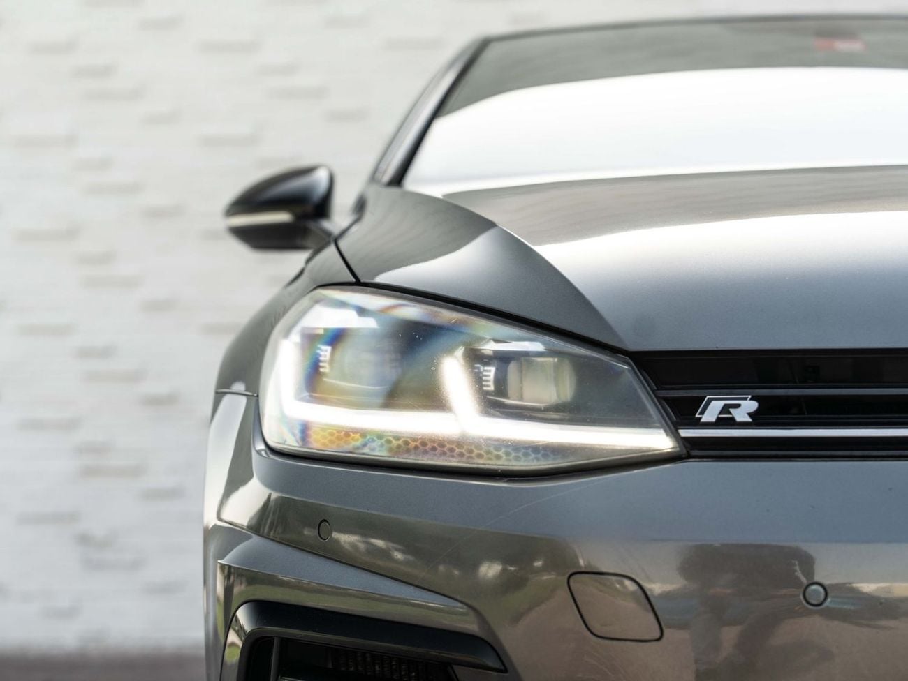 Volkswagen Golf R SPORT