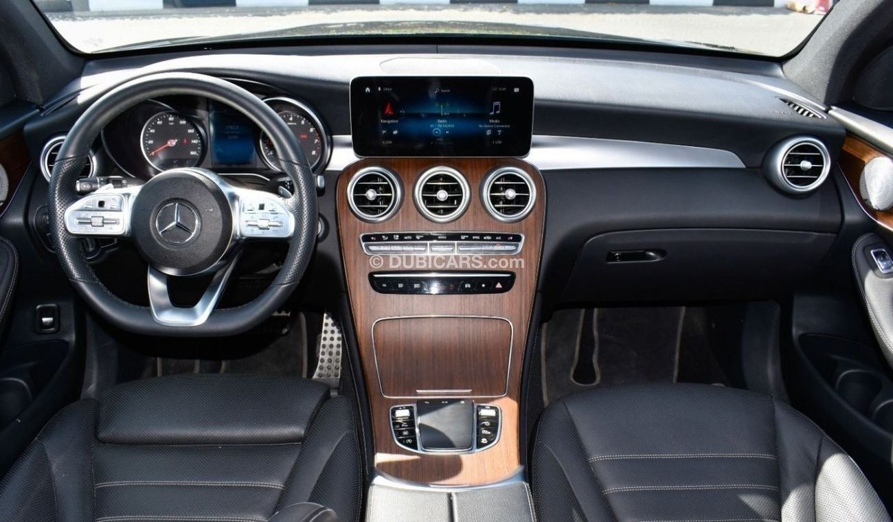 Mercedes-Benz GLC 300 4MATIC MERCEDES GLC300 AMG / 2021 / USA / Under Warranty