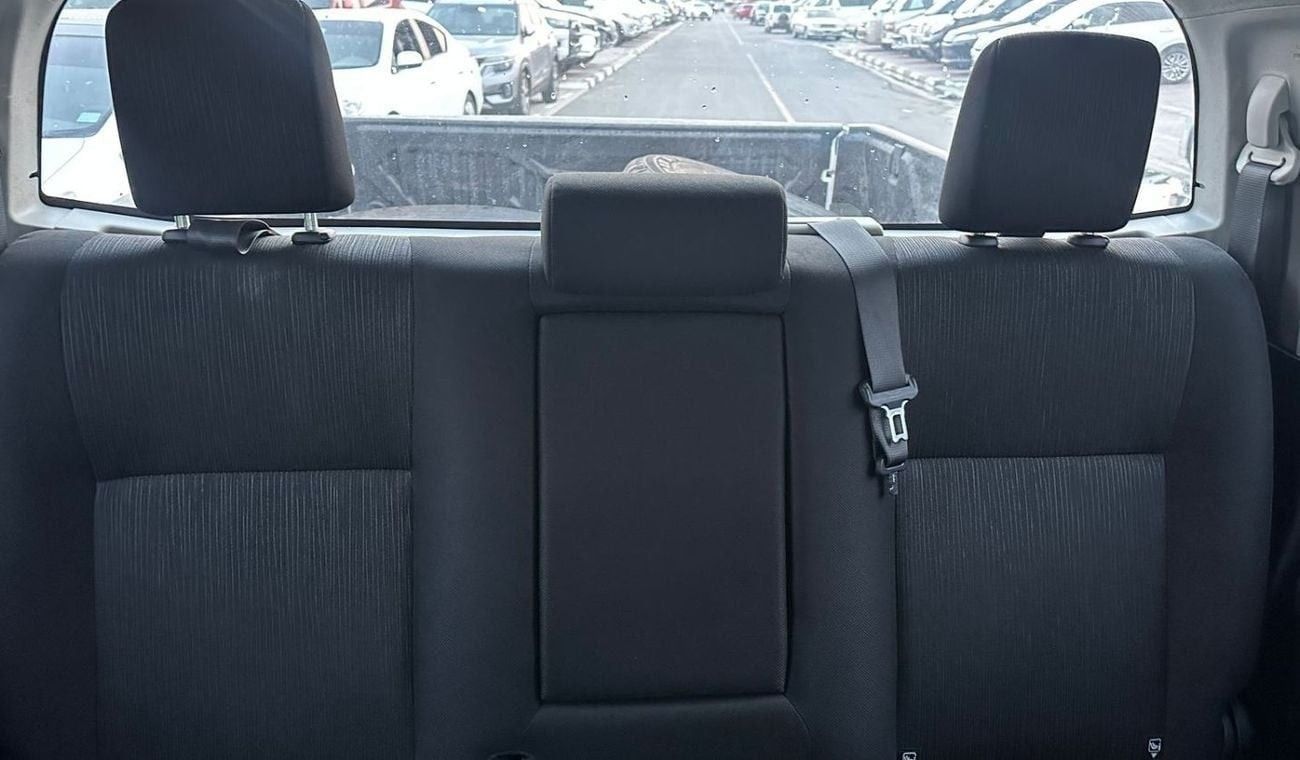 Toyota Hilux DIESEL RIGHT HAND manual