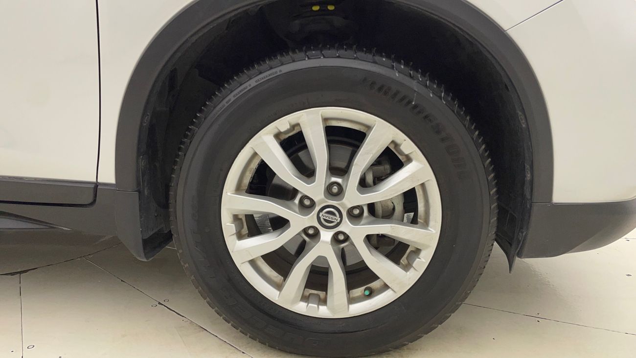 نيسان إكس تريل S 2.5 | بدون دفعة مقدمة | اختبار القيادة في المنزل