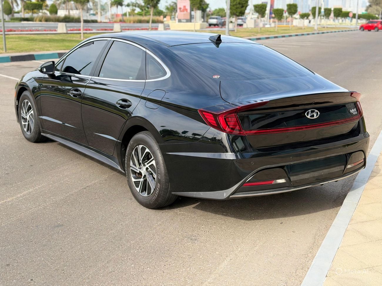 هيونداي سوناتا Hybrid Blue